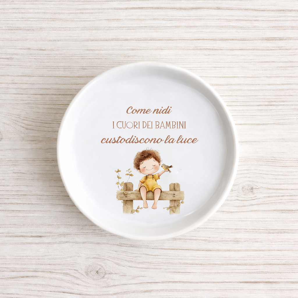 Piattino sottobottiglia in Ceramica con Bimba sulla panchina diametro 11 cm