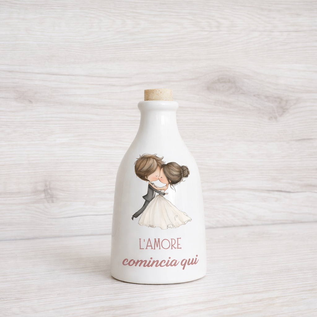 Orcio in ceramica artigianale con Sposini dimensione da 100 ml / 250 ml/ 500 ml  "L'amore comincia qui"