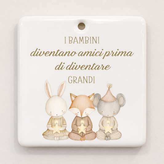 Piastrella rettangolare in ceramica con animaletti da appendere 10 cm x 10 cm