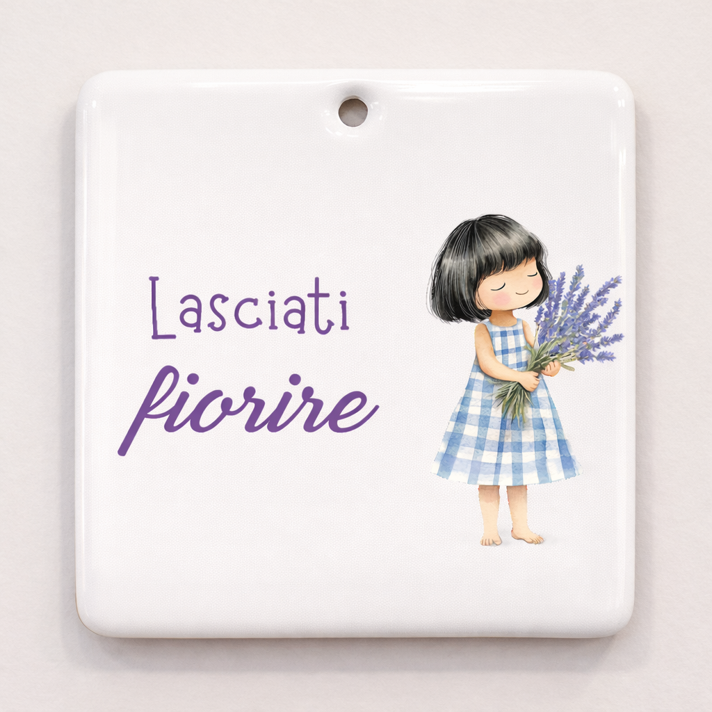 Piastrella rettangolare in ceramica con Bimba con Lavanda da appendere 10 cm x 10 cm